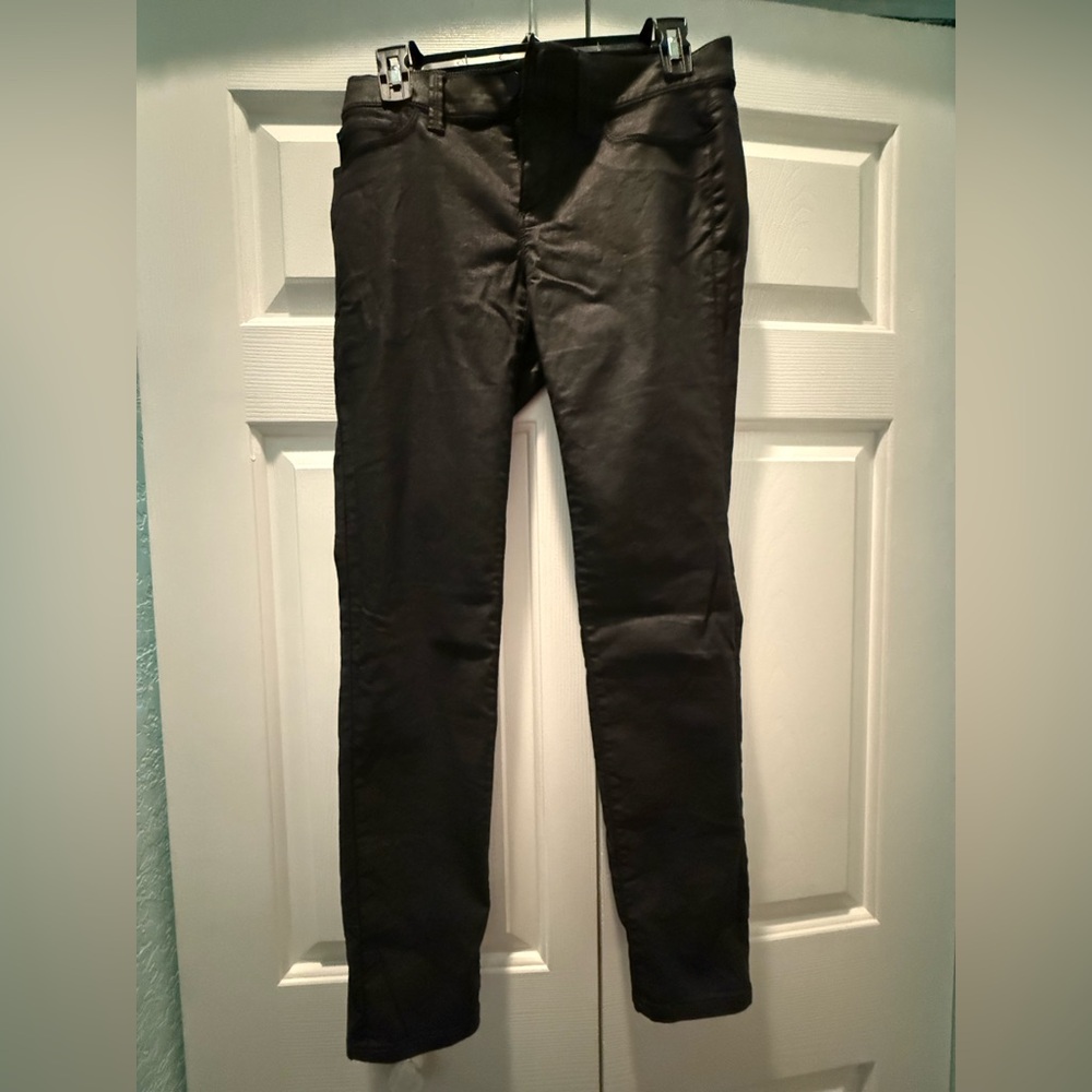 Ann Taylor “Modern” Black coated jeans Size 4P